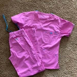 Med couture scrub set